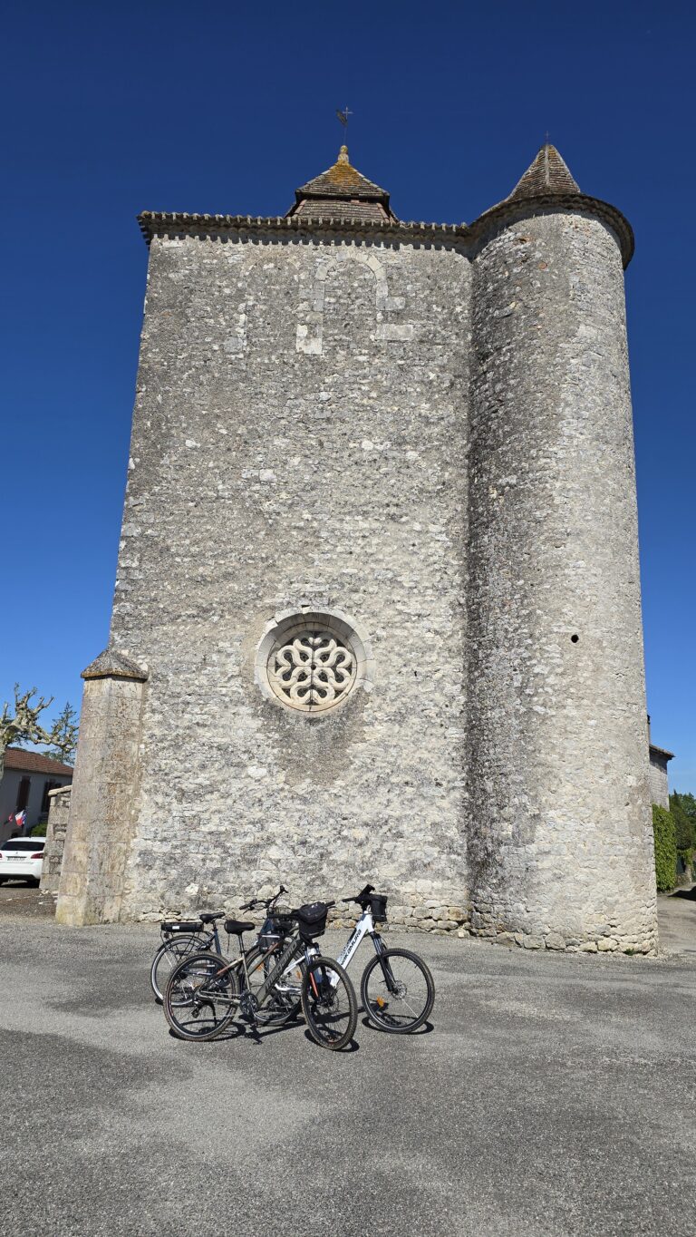 L'église de Saux (46)