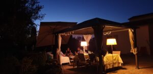 soirée d'été en terrasse
